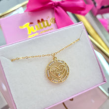 Cargar imagen en el visor de la galería, Collar Mama Circular Zirconia
