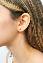 Cargar imagen en el visor de la galería, Arete Elefante Mini
